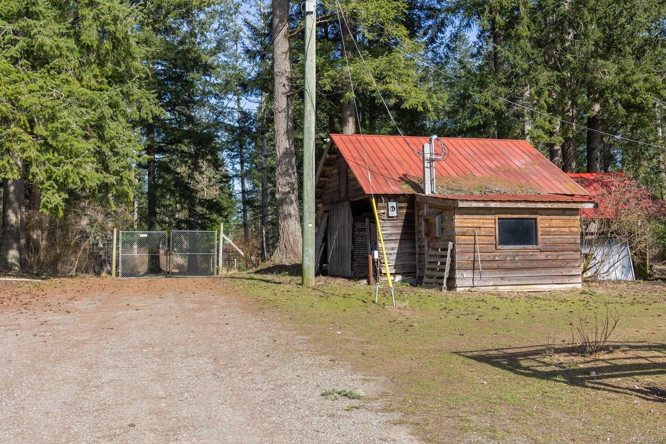 243 Cape Mudge Rd, Quadra Island, BC - Outdoor