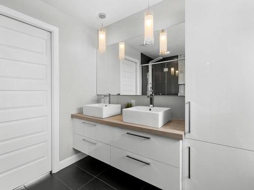 Salle de bains - 121 Rue Du Fort-De-Beaumont, Beaumont, QC - Indoor Photo Showing Bathroom