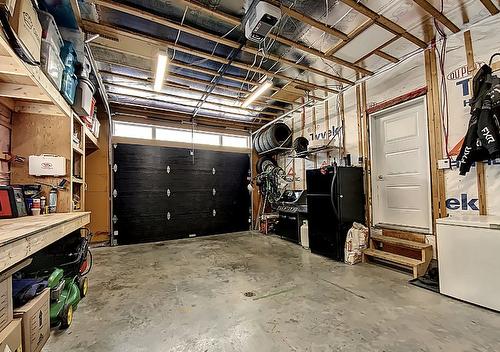 Garage - 121 Rue Du Fort-De-Beaumont, Beaumont, QC - Indoor Photo Showing Garage