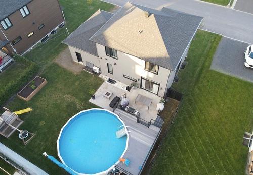Cour - 121 Rue Du Fort-De-Beaumont, Beaumont, QC - Outdoor With Above Ground Pool