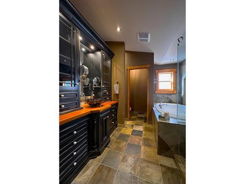 148 Stemwinder Drive, Kimberley, BC - Indoor Photo Showing Bathroom