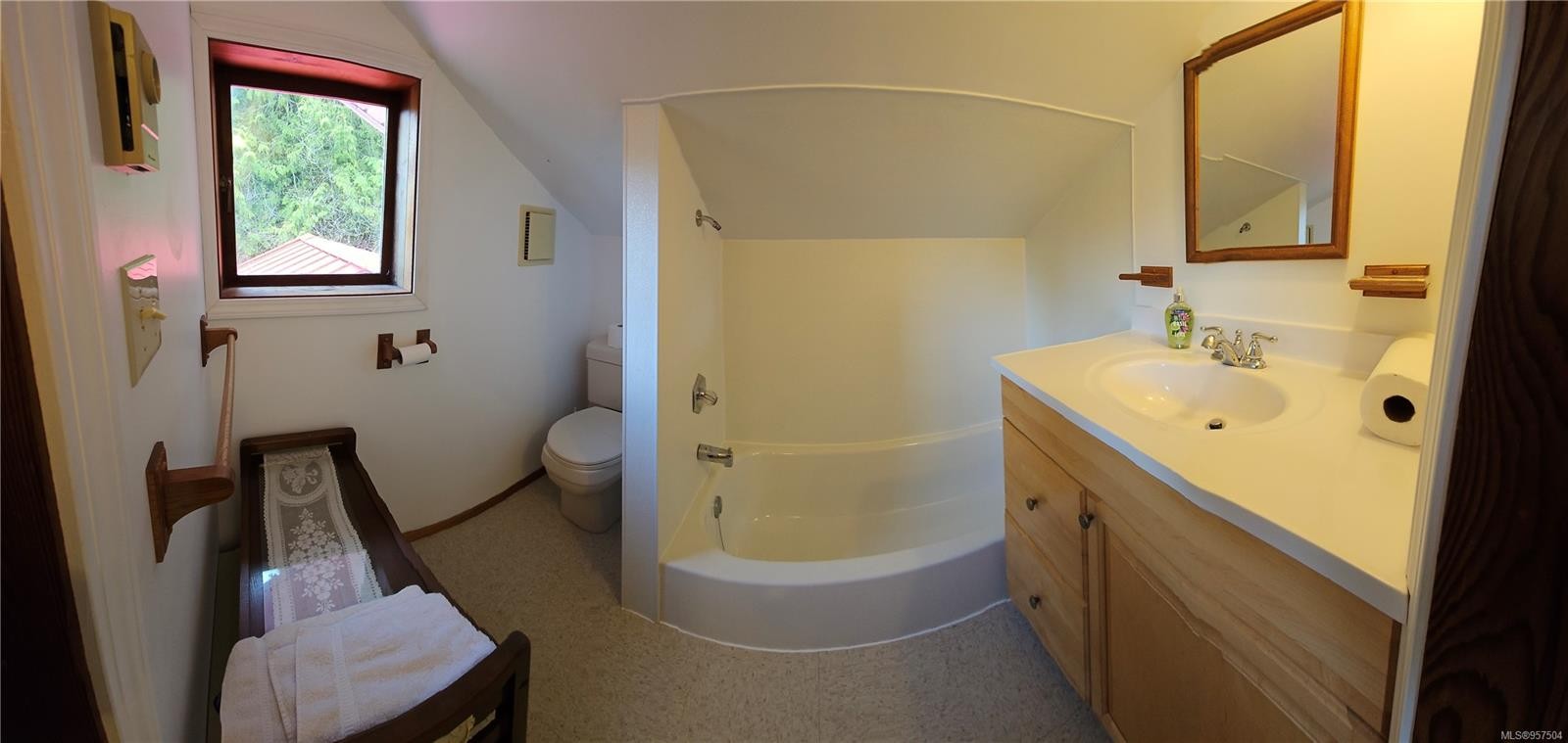 522 Burlo Island, Bamfield, BC