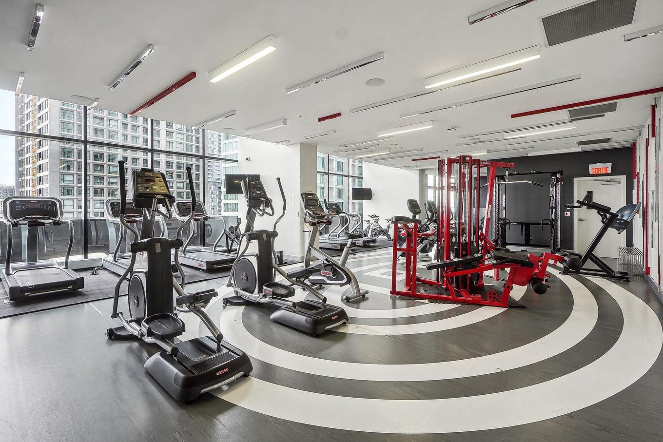 Exercise room - 3012-1288 Av. Des Canadiens-De-Montréal, Montréal (Ville-Marie), QC - Indoor Photo Showing Gym Room