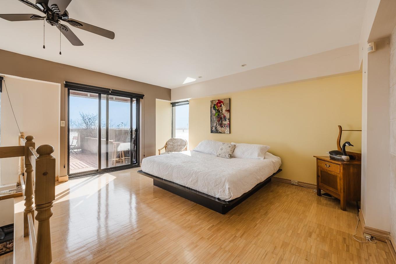 Chambre à coucher principale - 634-2600 Av. Pierre-Dupuy, Montréal (Ville-Marie), QC - Indoor Photo Showing Bedroom