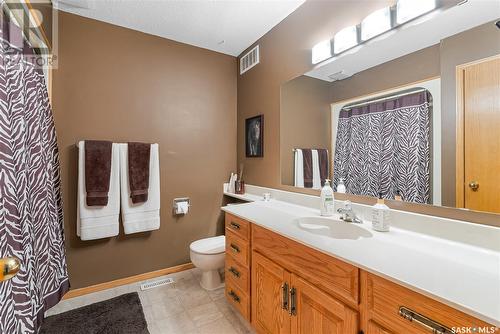 334 Nordstrum Road, Saskatoon, SK - Indoor Photo Showing Bathroom