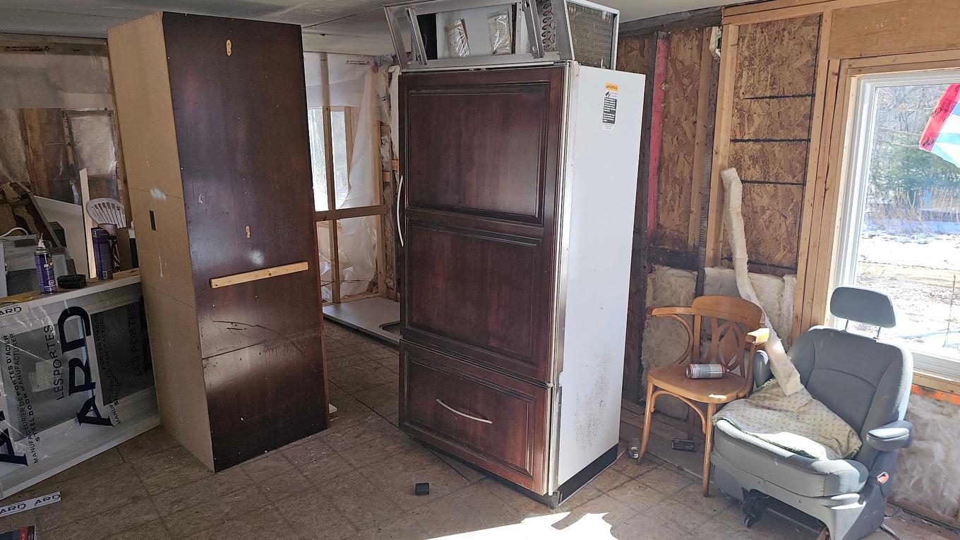 Intérieur - 5 Ch. Blanchard, Gracefield, QC - Indoor Photo Showing Other Room