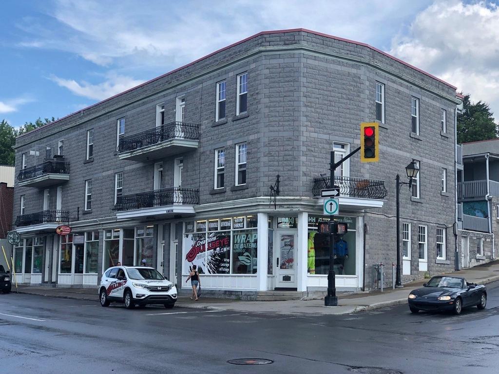 Commerce - 495 Rue Labelle, Saint-Jérôme, QC