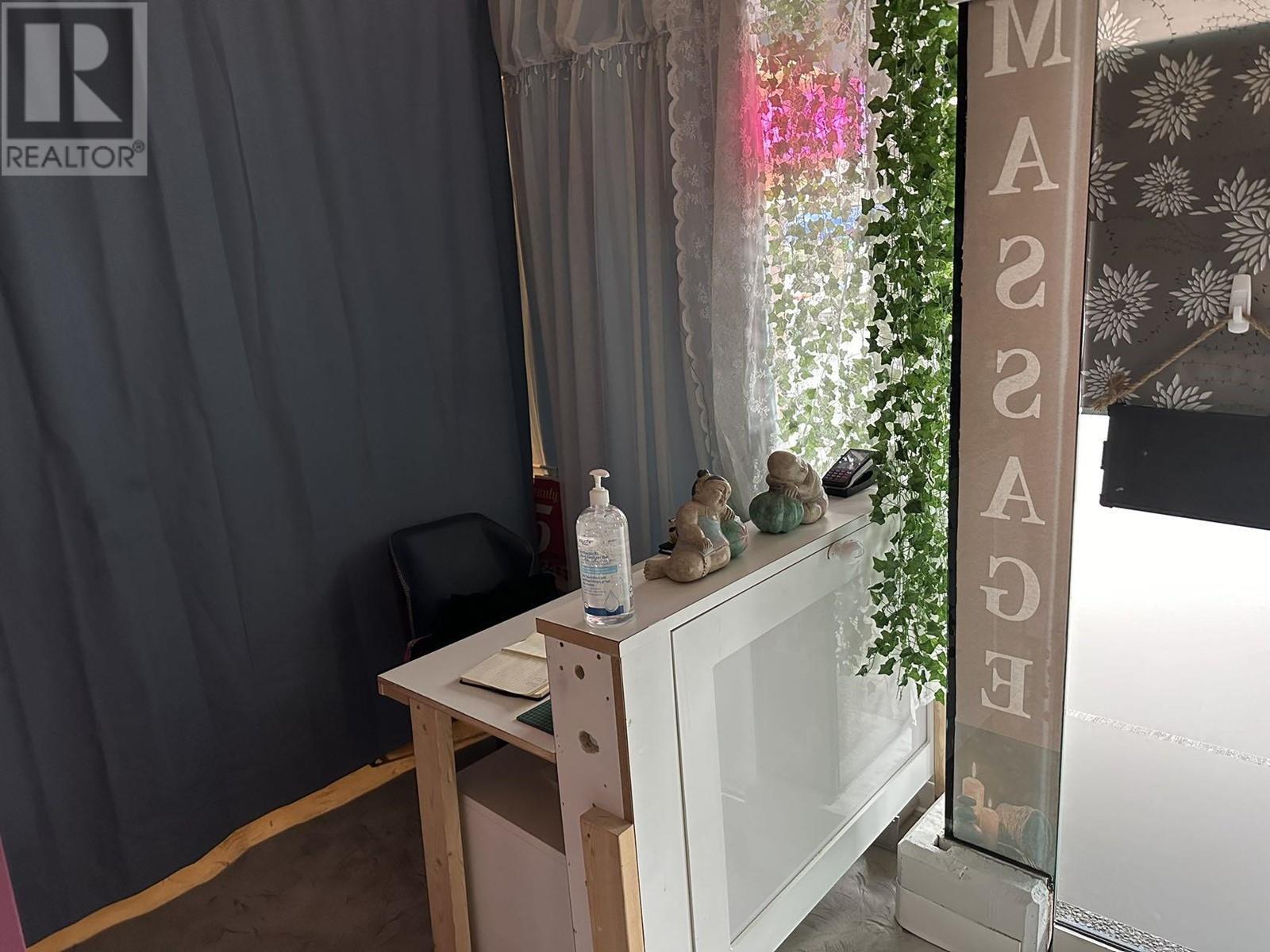 3003 Cambie Street, Vancouver, BC