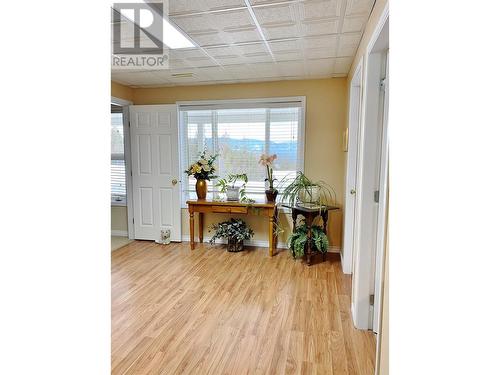 1406 Huckleberry Drive, Sorrento, BC - Indoor Photo Showing Other Room