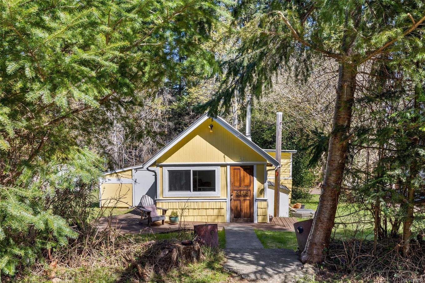 6148 Aldergrove Dr, Courtenay, BC - Outdoor