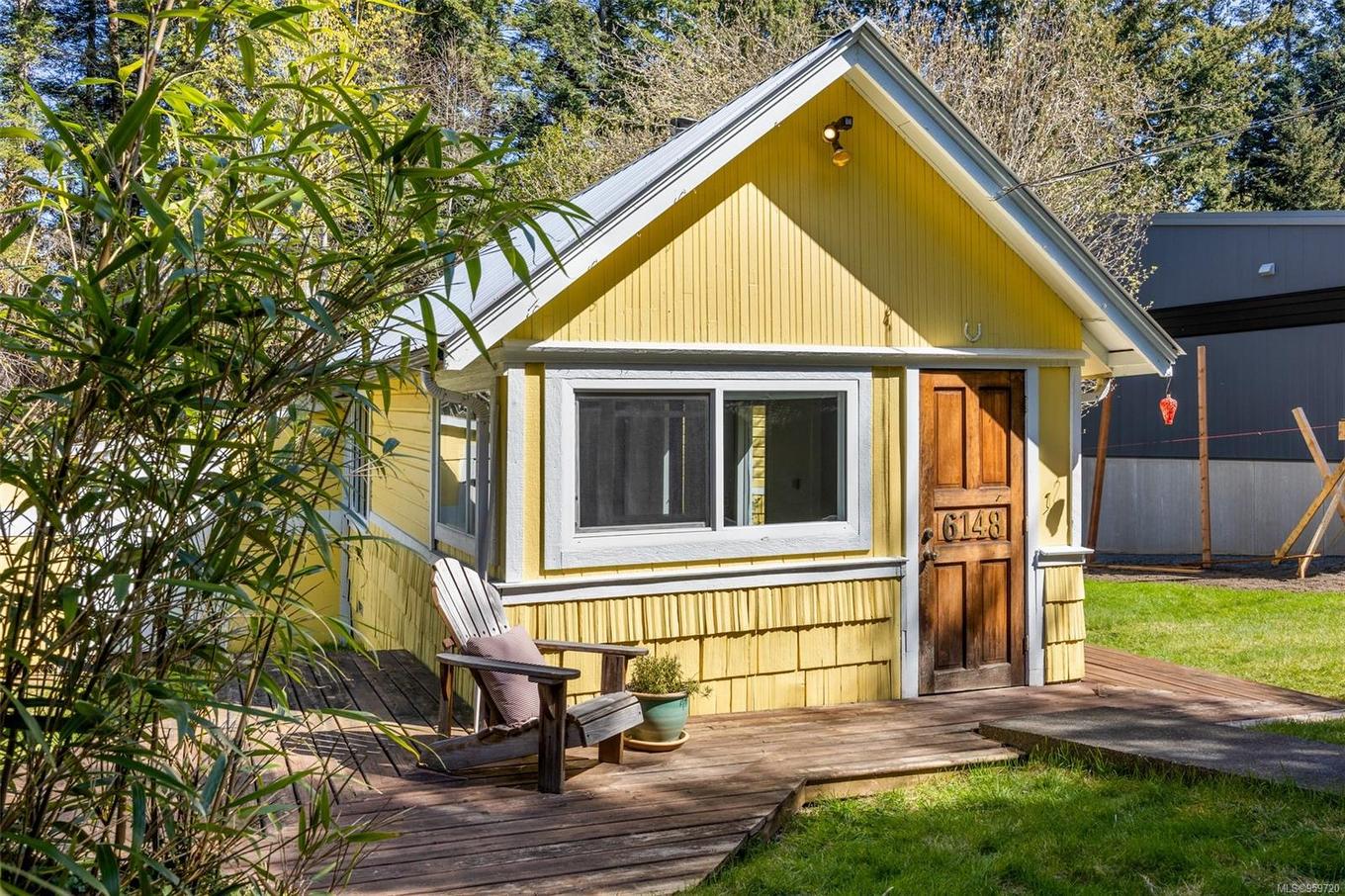 6148 Aldergrove Dr, Courtenay, BC - Outdoor