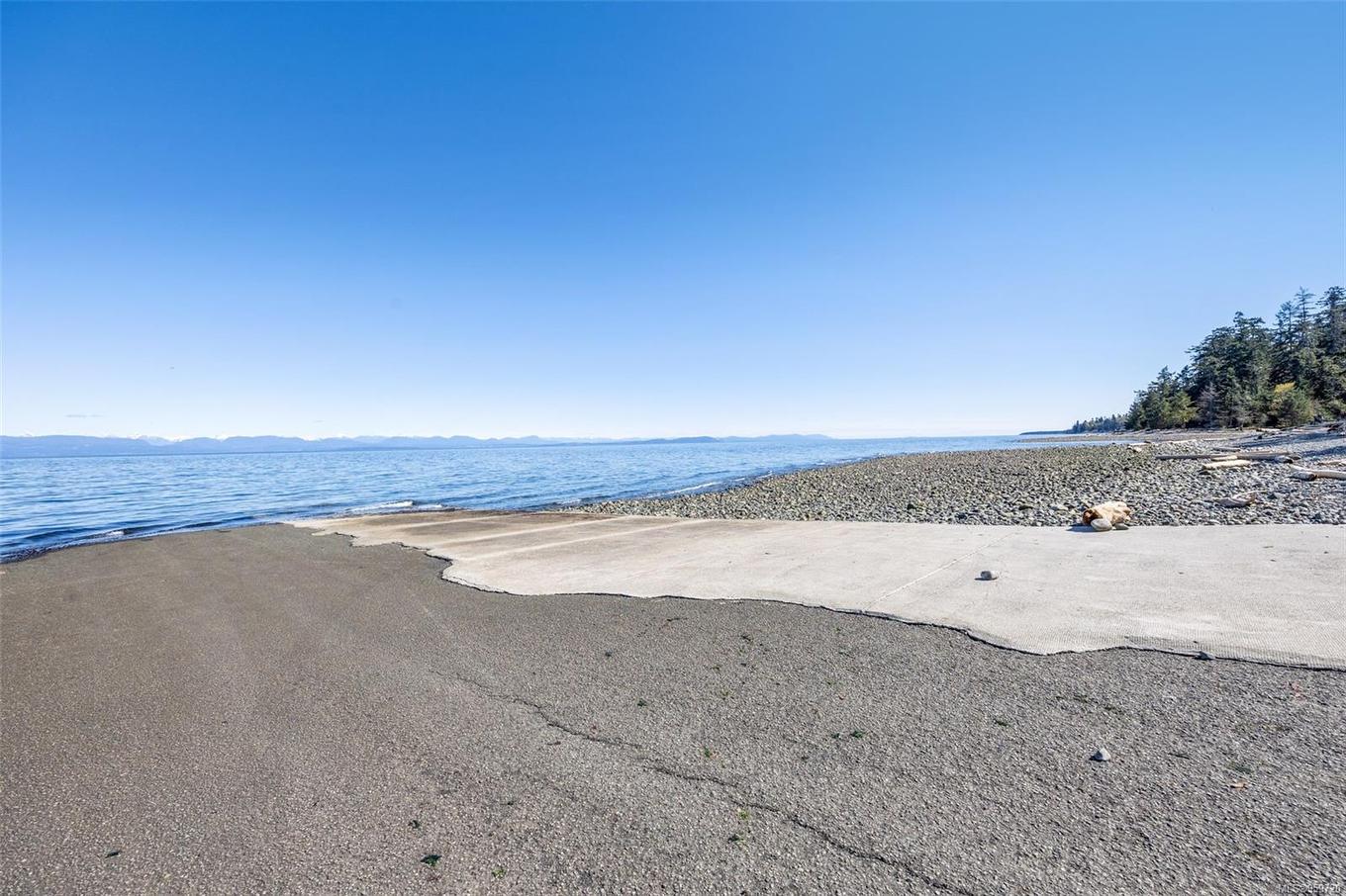 6148 Aldergrove Dr, Courtenay, BC - Outdoor With View