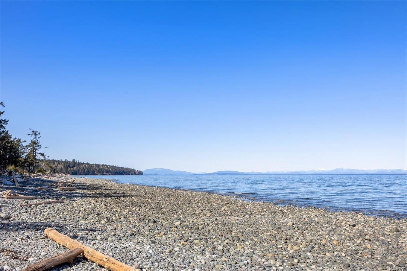 6148 Aldergrove Dr, Courtenay, BC - Outdoor With Body Of Water With View