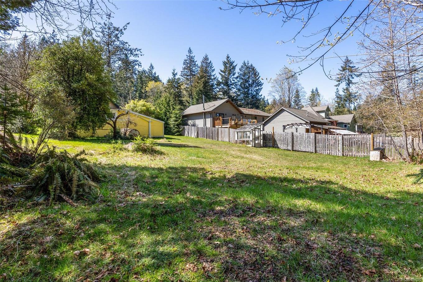 6148 Aldergrove Dr, Courtenay, BC - Outdoor