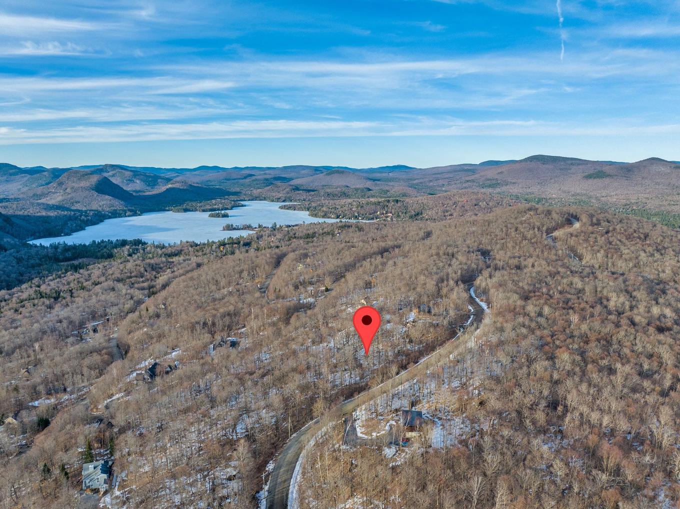 Aerial photo - Ch. Du Refuge, Lac-Supérieur, QC