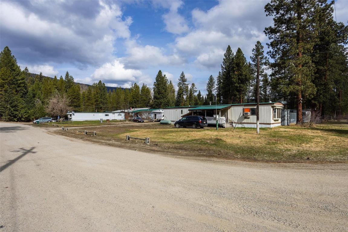 85 Ernest Avenue, Beaverdell, BC - Outdoor