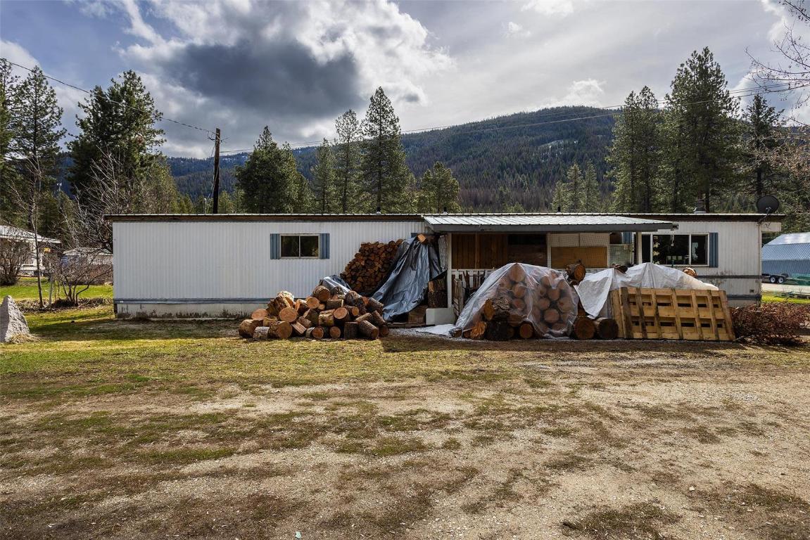 85 Ernest Avenue, Beaverdell, BC - Outdoor