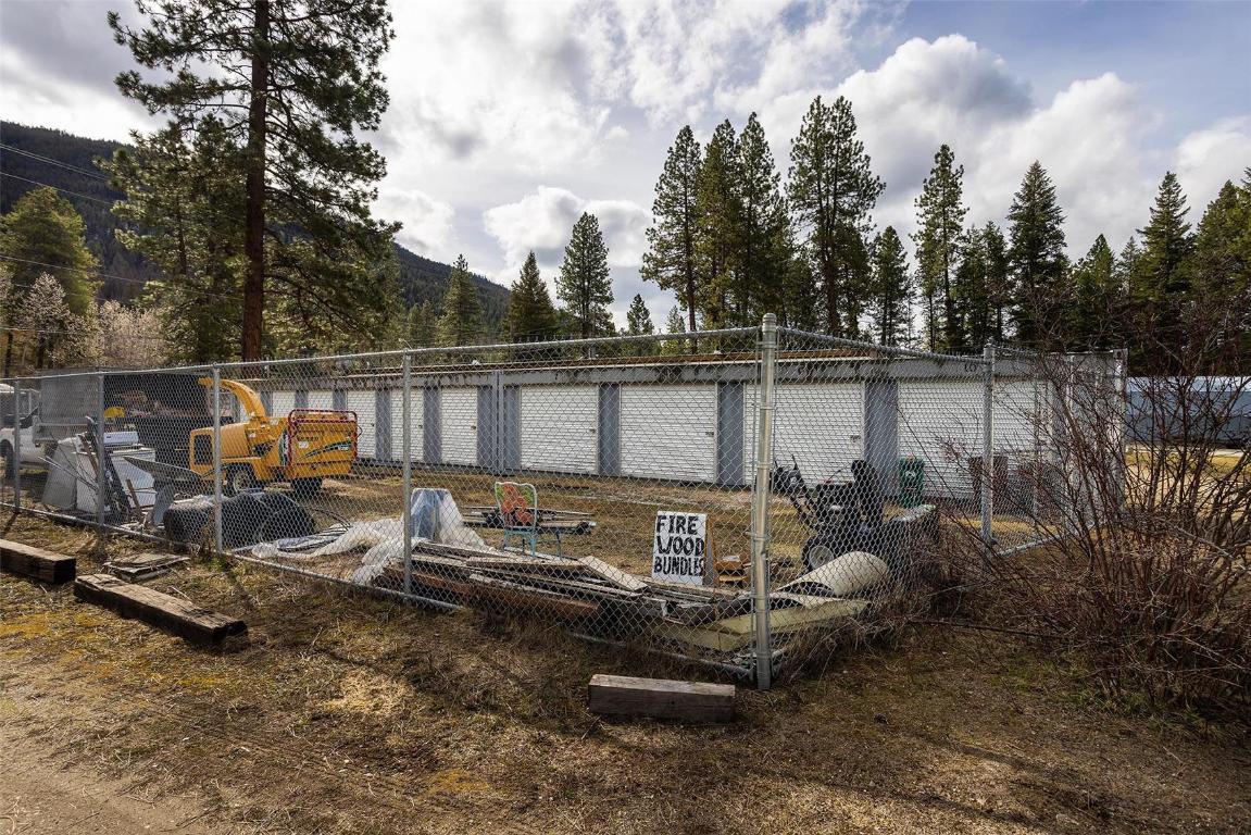 85 Ernest Avenue, Beaverdell, BC - Outdoor