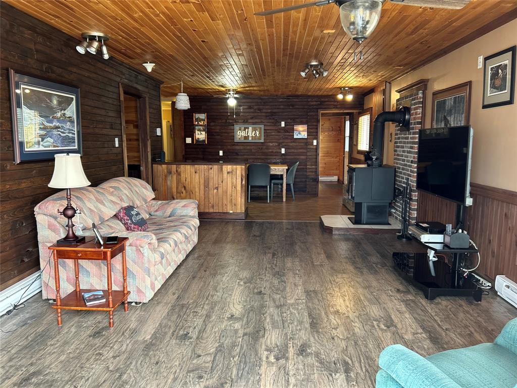 76B Memorial Drive, Lumsden, NL