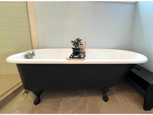 331 Forest Crowne Terrace, Kimberley, BC - Indoor Photo Showing Bathroom