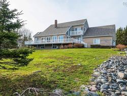 18 Oceanic Drive  East Lawrencetown, NS B2Z 1P4
