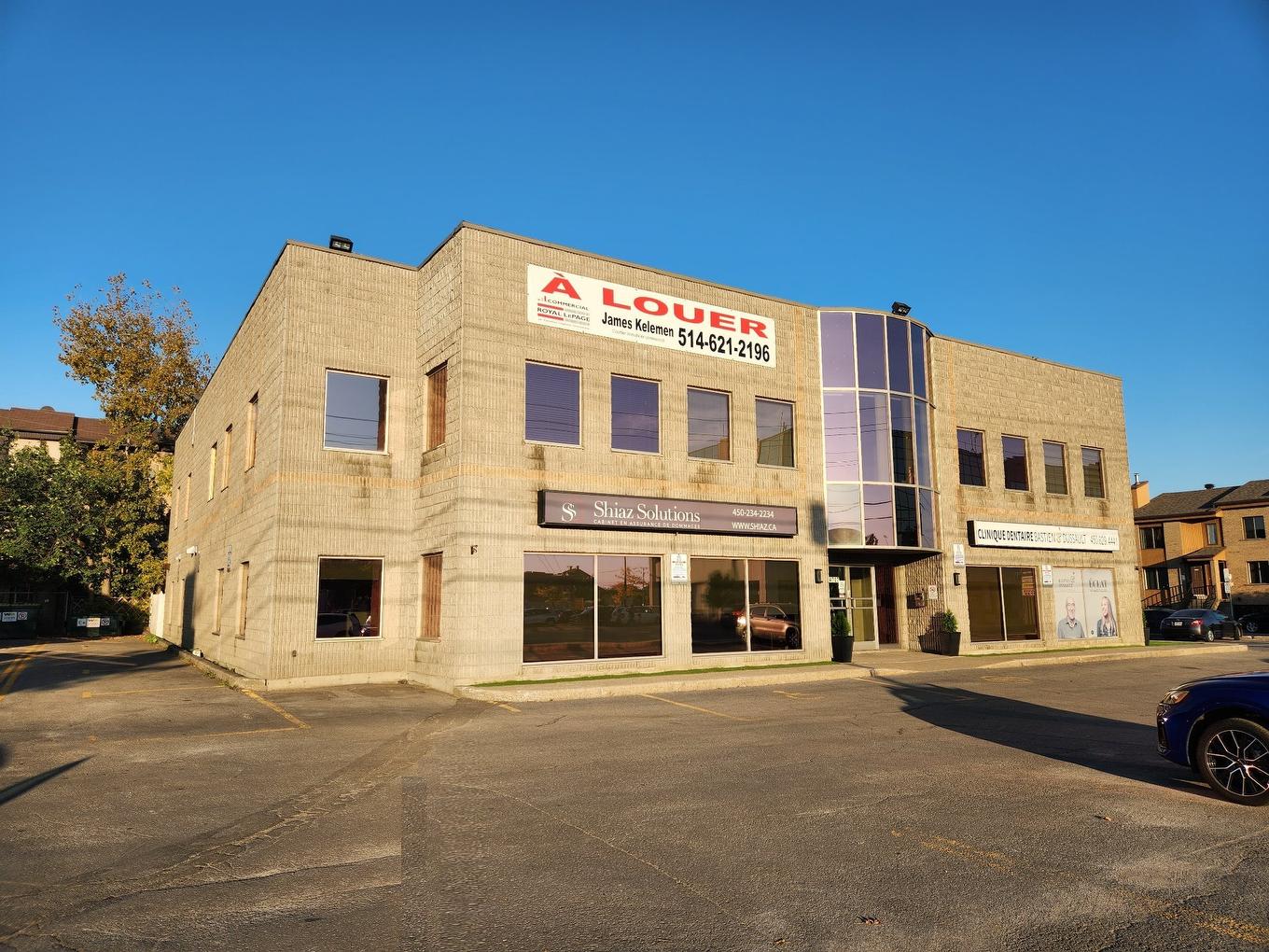 Frontage - 205-4707 Boul. Des Laurentides, Laval (Vimont), QC - Outdoor