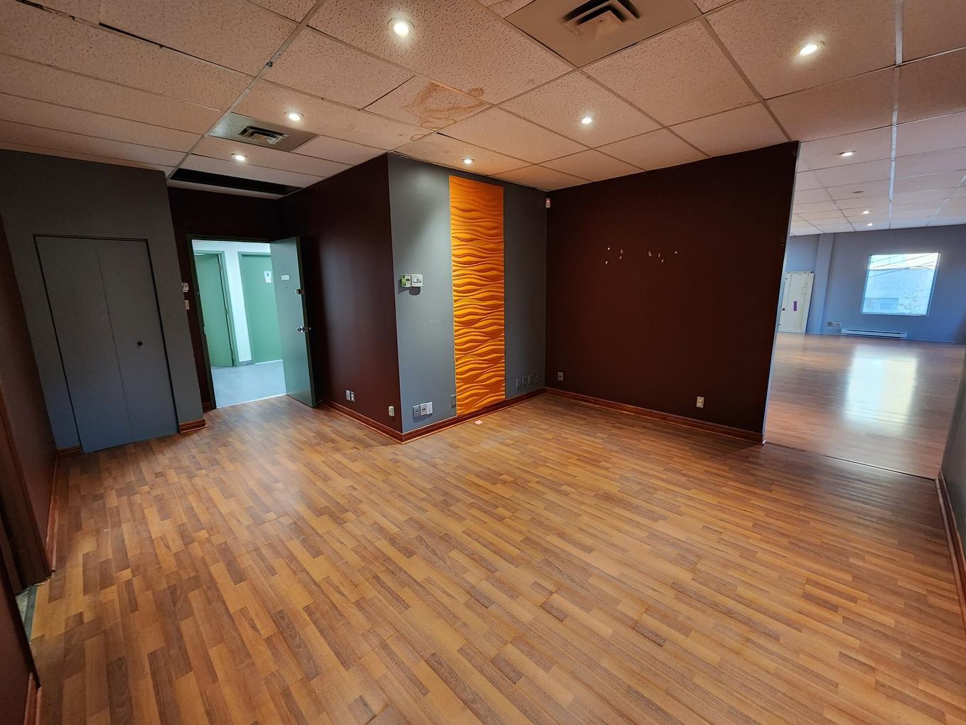 Office - 205-4707 Boul. Des Laurentides, Laval (Vimont), QC - Indoor Photo Showing Other Room