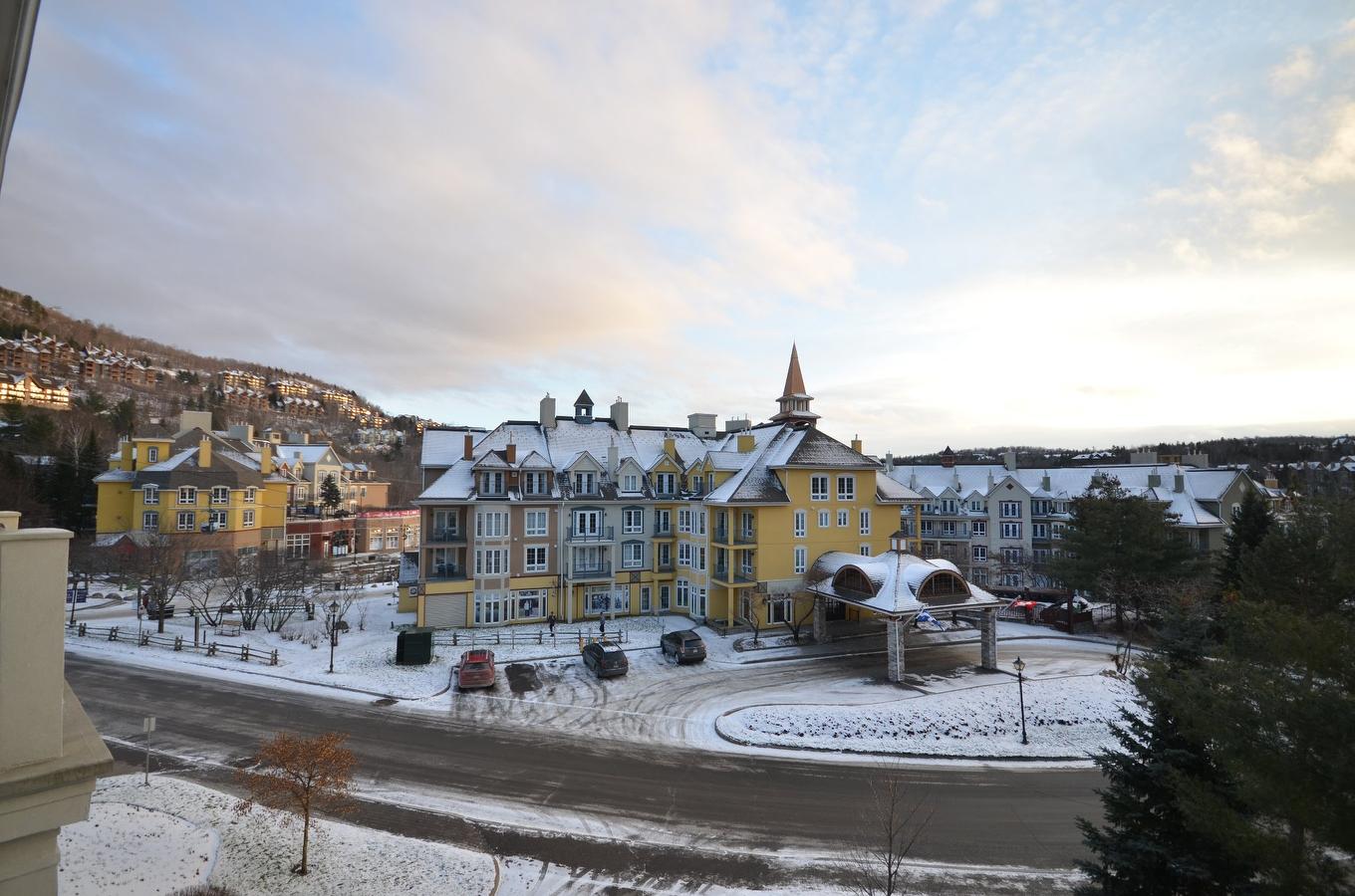 Balcon - 336-160 Ch. Du Curé-Deslauriers, Mont-Tremblant, QC - Outdoor