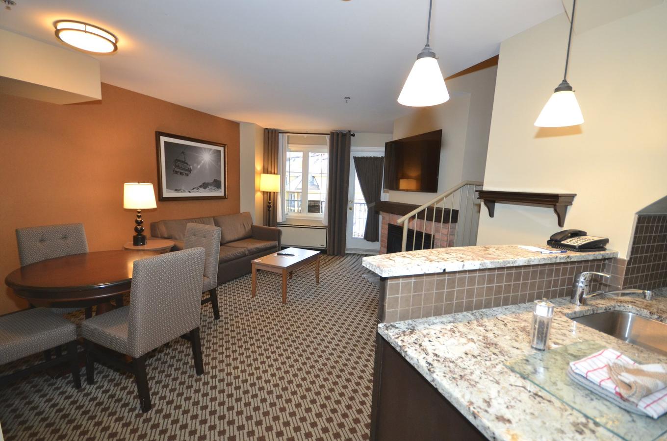 Salle à manger - 336-160 Ch. Du Curé-Deslauriers, Mont-Tremblant, QC - Indoor