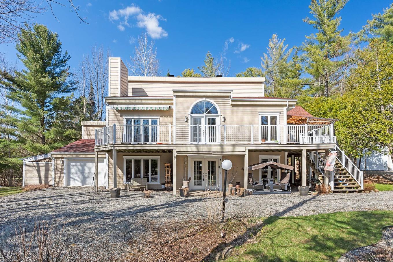 Frontage - 747 Ch. Des Pommetiers, Magog, QC - Outdoor