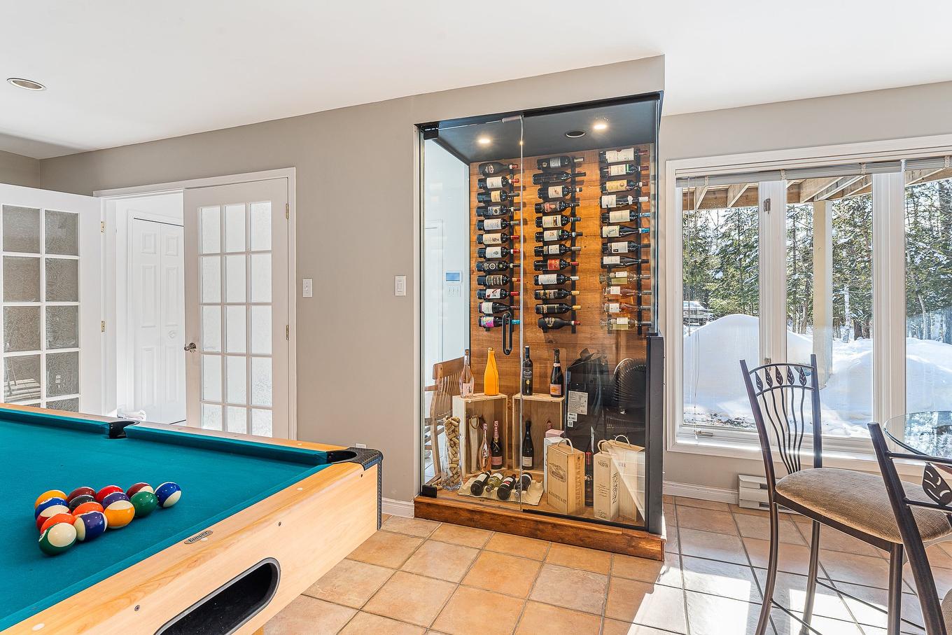 Family room - 747 Ch. Des Pommetiers, Magog, QC - Indoor Photo Showing Other Room