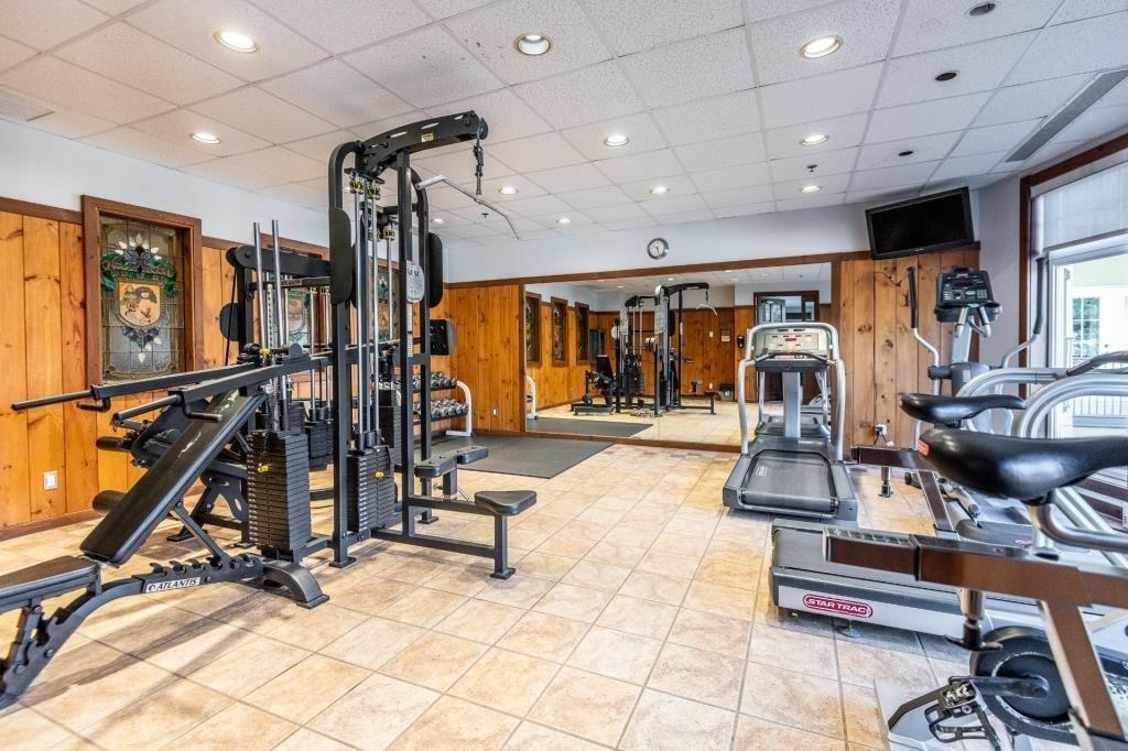 Salle d'exercice - 142-151 Ch. Du Curé-Deslauriers, Mont-Tremblant, QC - Indoor Photo Showing Gym Room