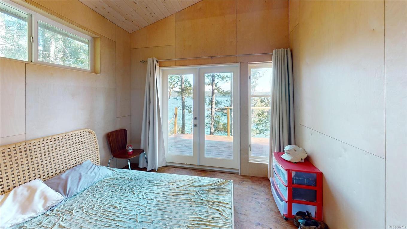 Lt 12 Ruxton Island, Ruxton Island, BC - Indoor Photo Showing Bedroom