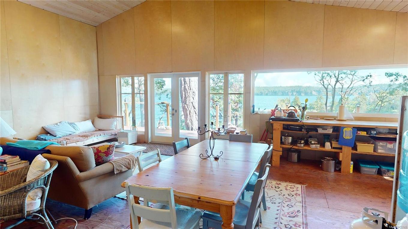 Lt 12 Ruxton Island, Ruxton Island, BC - Indoor