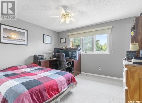 422 Perreault Lane, Saskatoon, SK - Indoor Photo Showing Bedroom