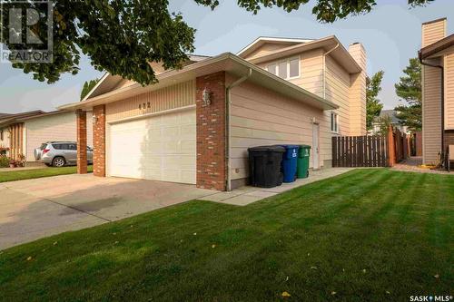 422 Perreault Lane, Saskatoon, SK - Outdoor