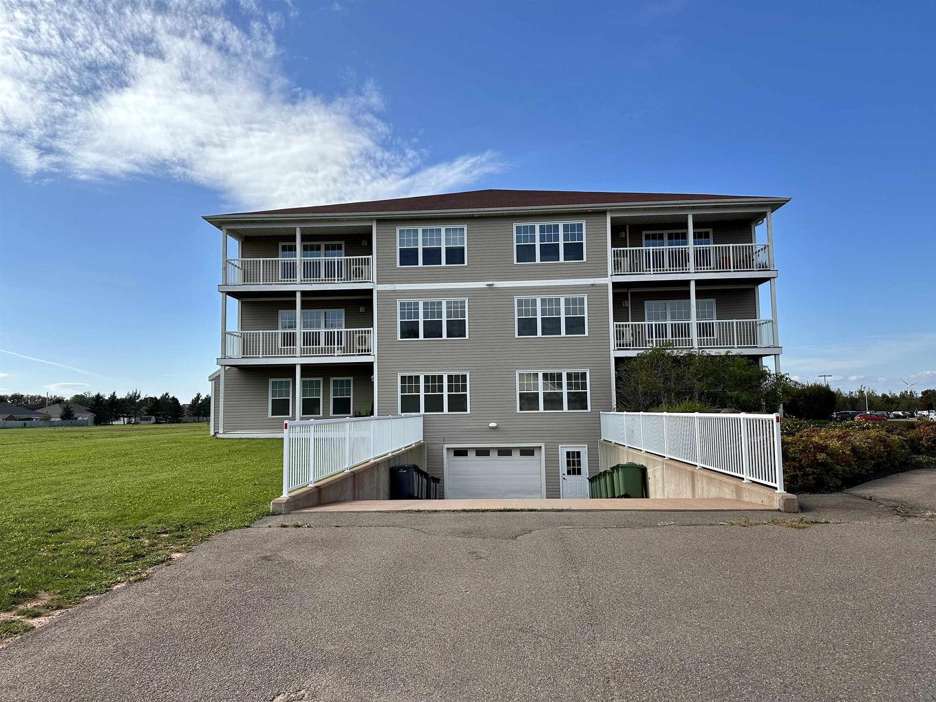 207 516 Macewen Road, Summerside, PE