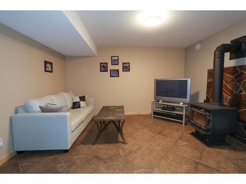 940 313Th Drive, Kimberley, BC - Indoor Photo Showing Bedroom
