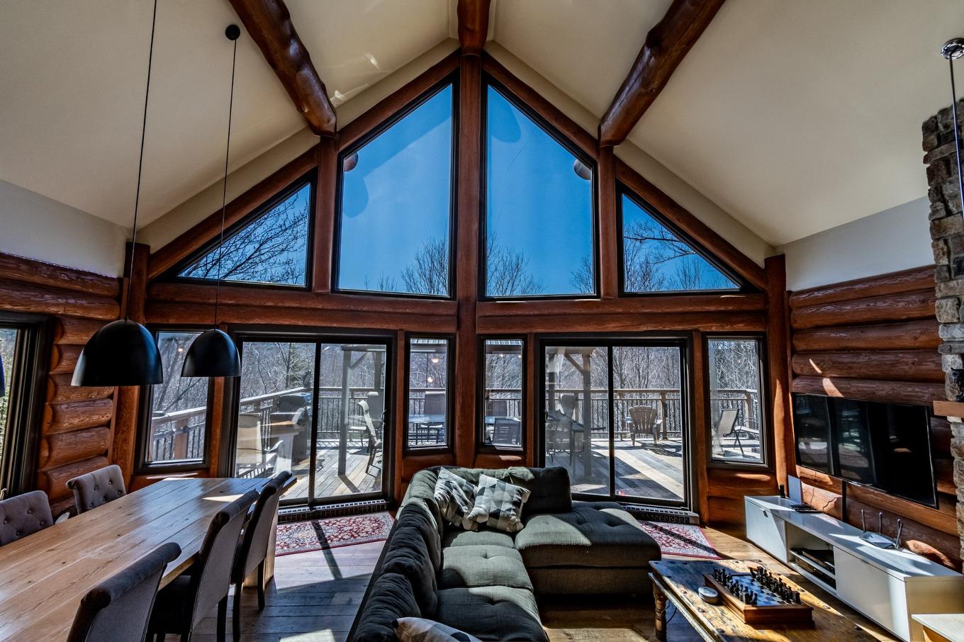 Living room - 2 Ch. Du Boisé, Mandeville, QC - Indoor Photo Showing Other Room