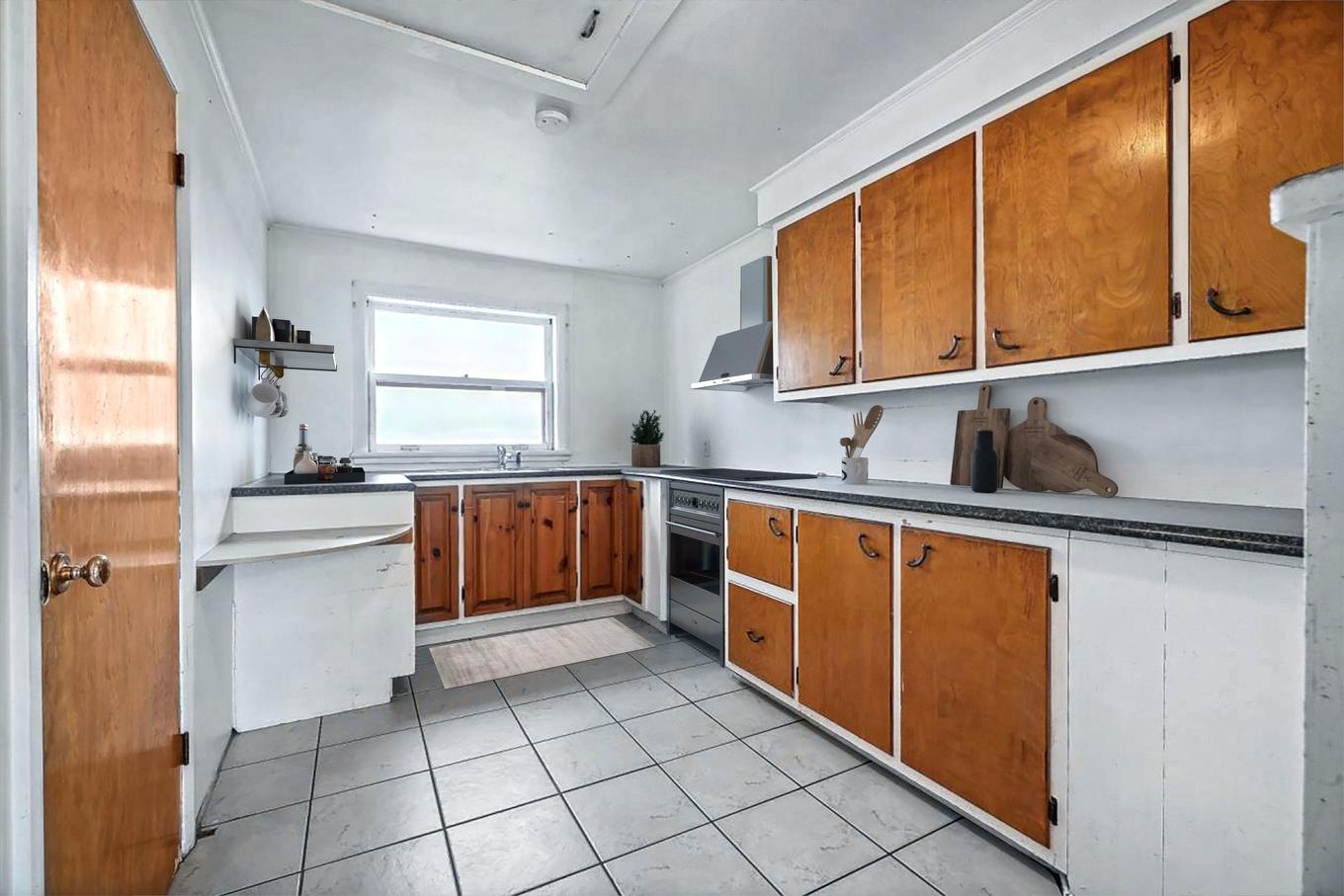 Cuisine - 1066 Ch. De La Montagne, Mont-Saint-Hilaire, QC - Indoor Photo Showing Kitchen