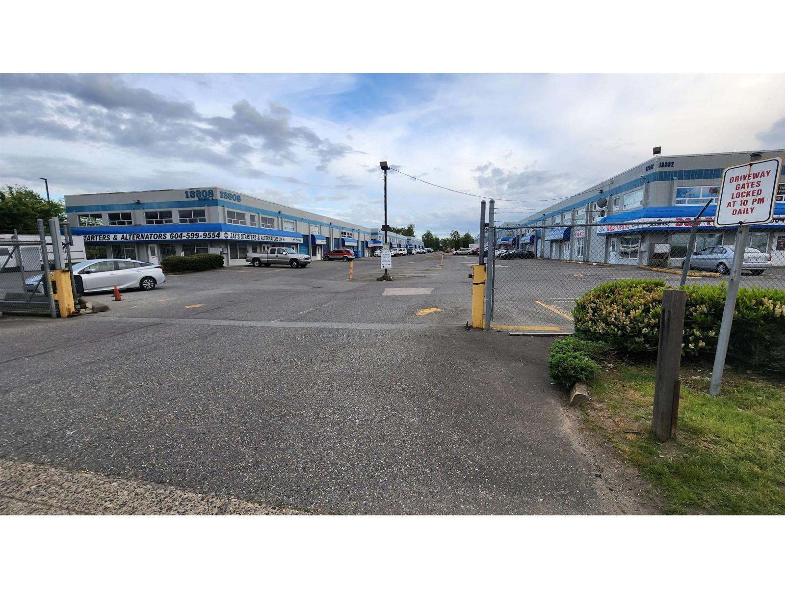 222 13308 76 Avenue, Surrey, BC