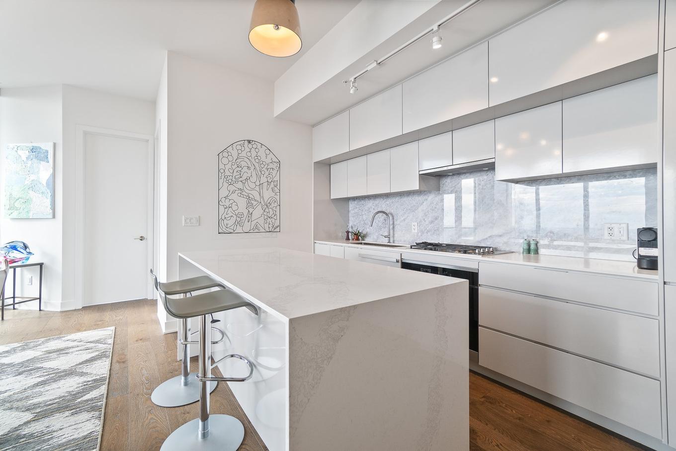 Kitchen - Ph-5308-1288 Rue St-Antoine O., Montréal (Ville-Marie), QC - Indoor Photo Showing Kitchen With Upgraded Kitchen