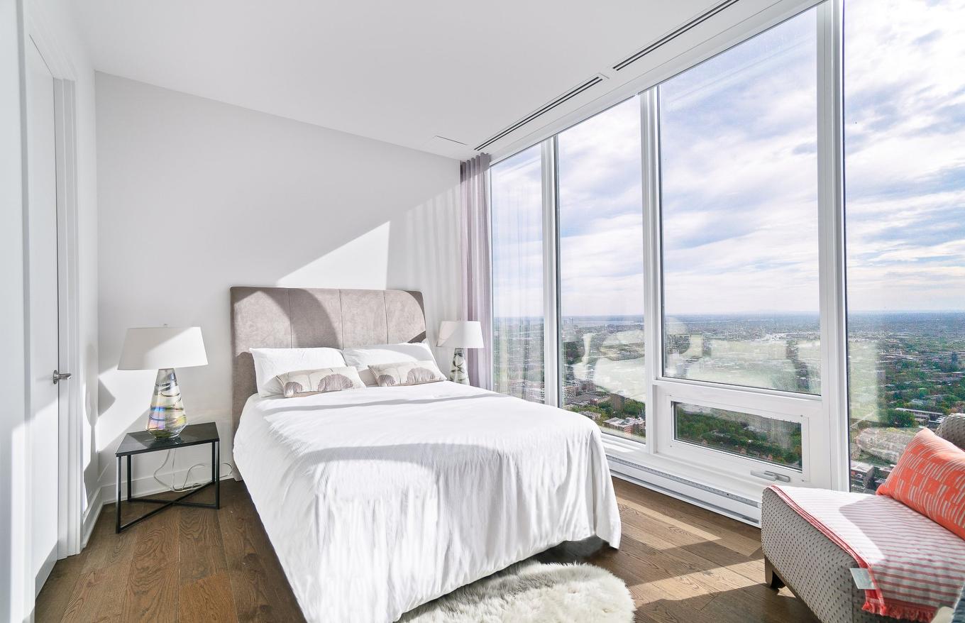 Master bedroom - Ph-5308-1288 Rue St-Antoine O., Montréal (Ville-Marie), QC - Indoor Photo Showing Bedroom