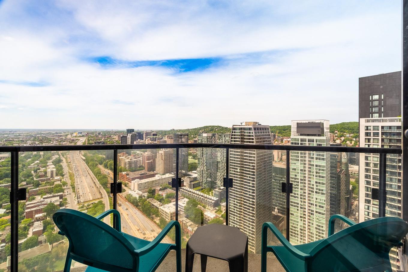 Balcony - Ph-5308-1288 Rue St-Antoine O., Montréal (Ville-Marie), QC - Outdoor With View