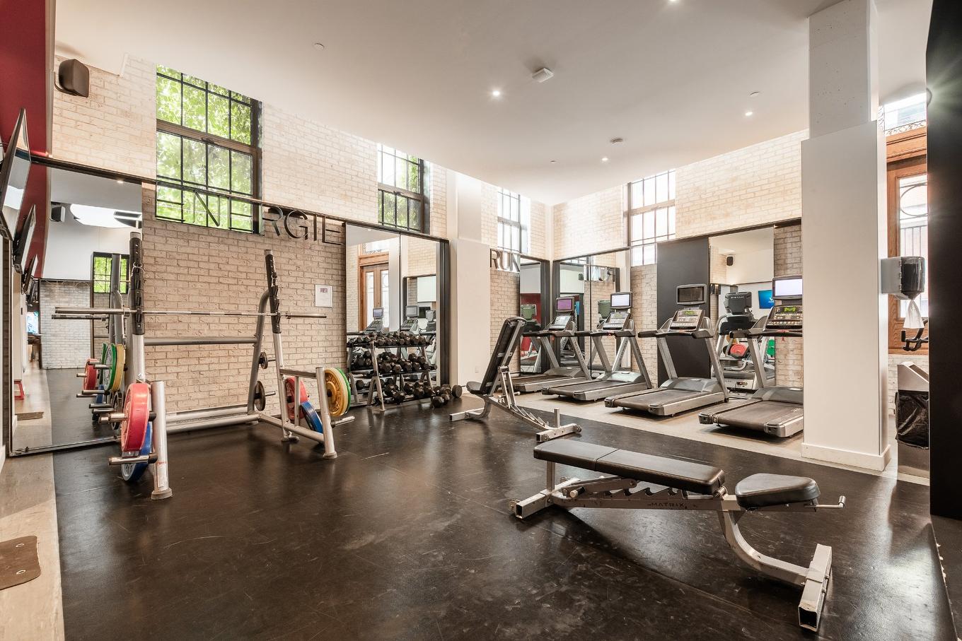 Exercise room - Ph-5308-1288 Rue St-Antoine O., Montréal (Ville-Marie), QC - Indoor Photo Showing Gym Room