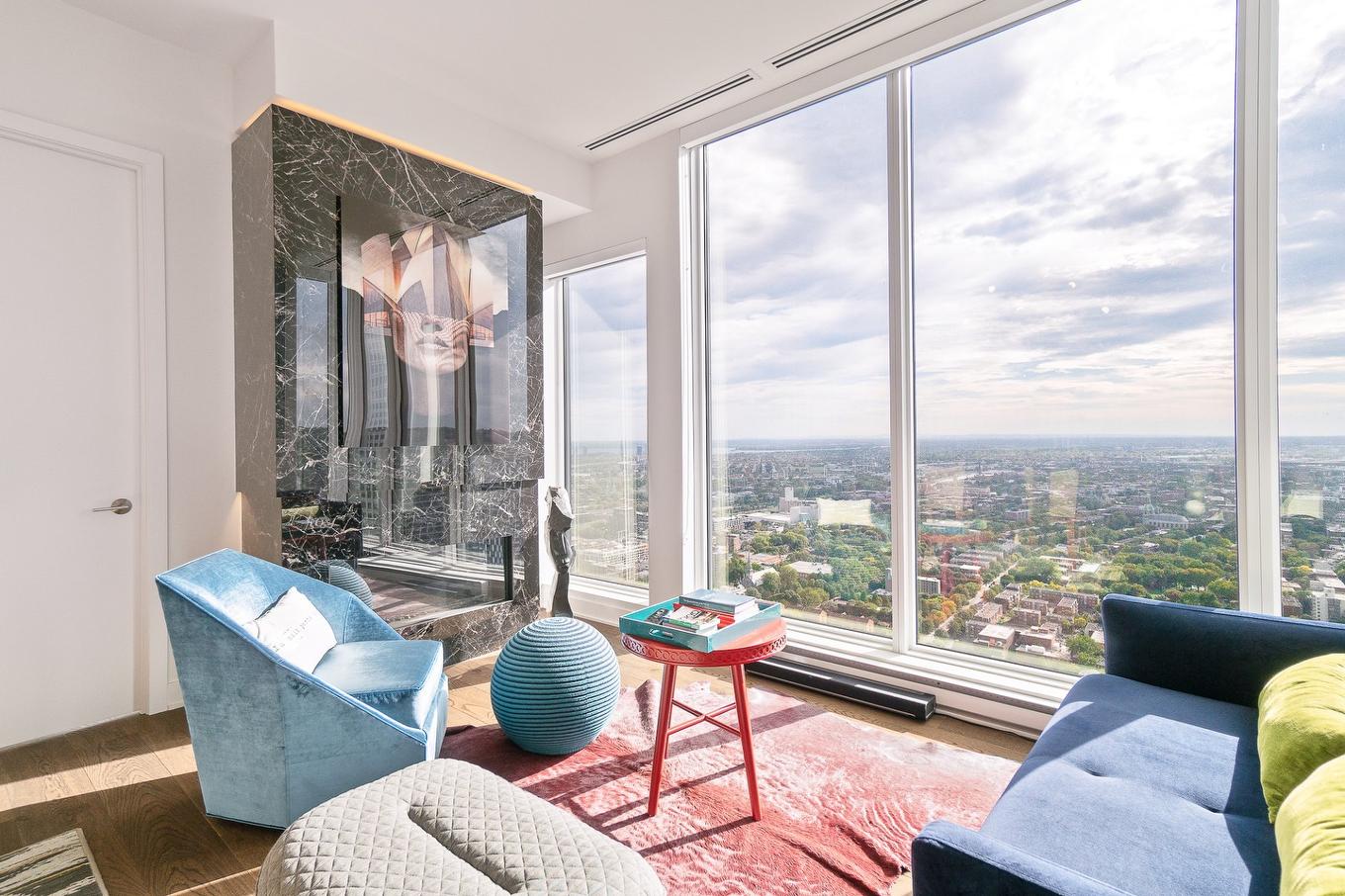 Living room - Ph-5308-1288 Rue St-Antoine O., Montréal (Ville-Marie), QC - Indoor Photo Showing Living Room