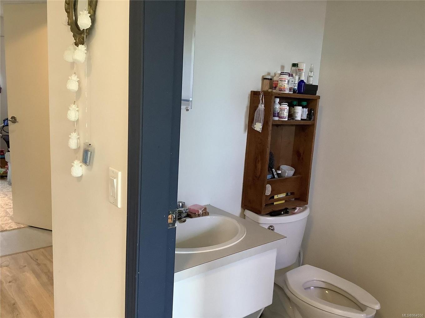 185 1St St, Sointula, BC