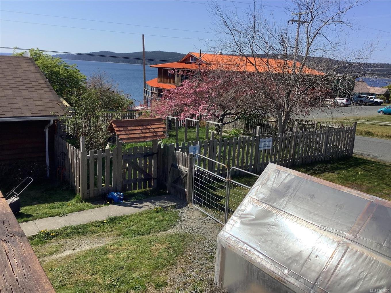 185 1St St, Sointula, BC