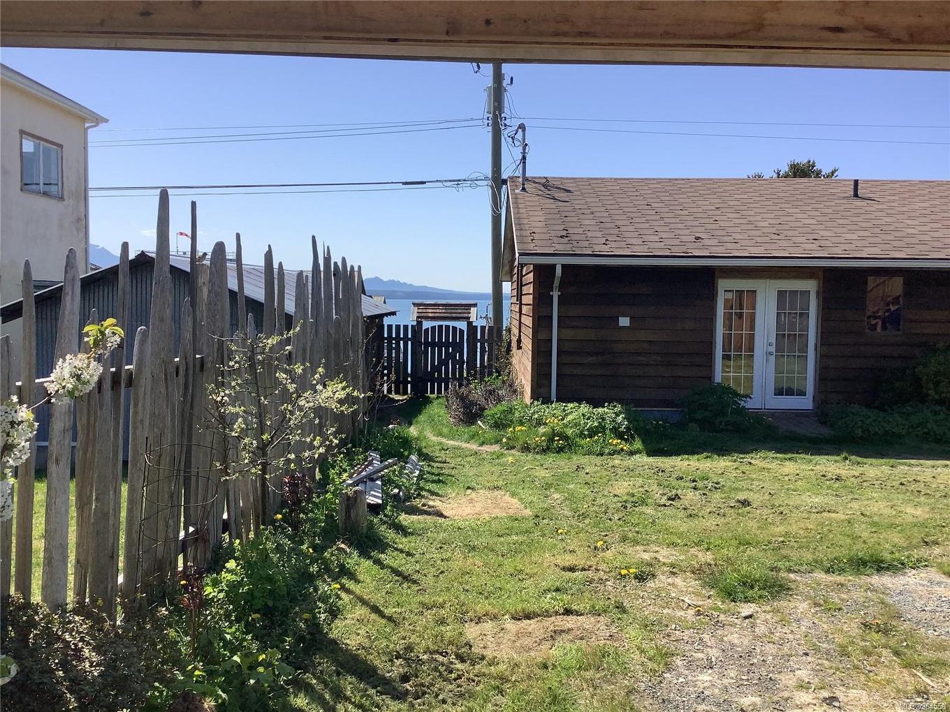 185 1St St, Sointula, BC