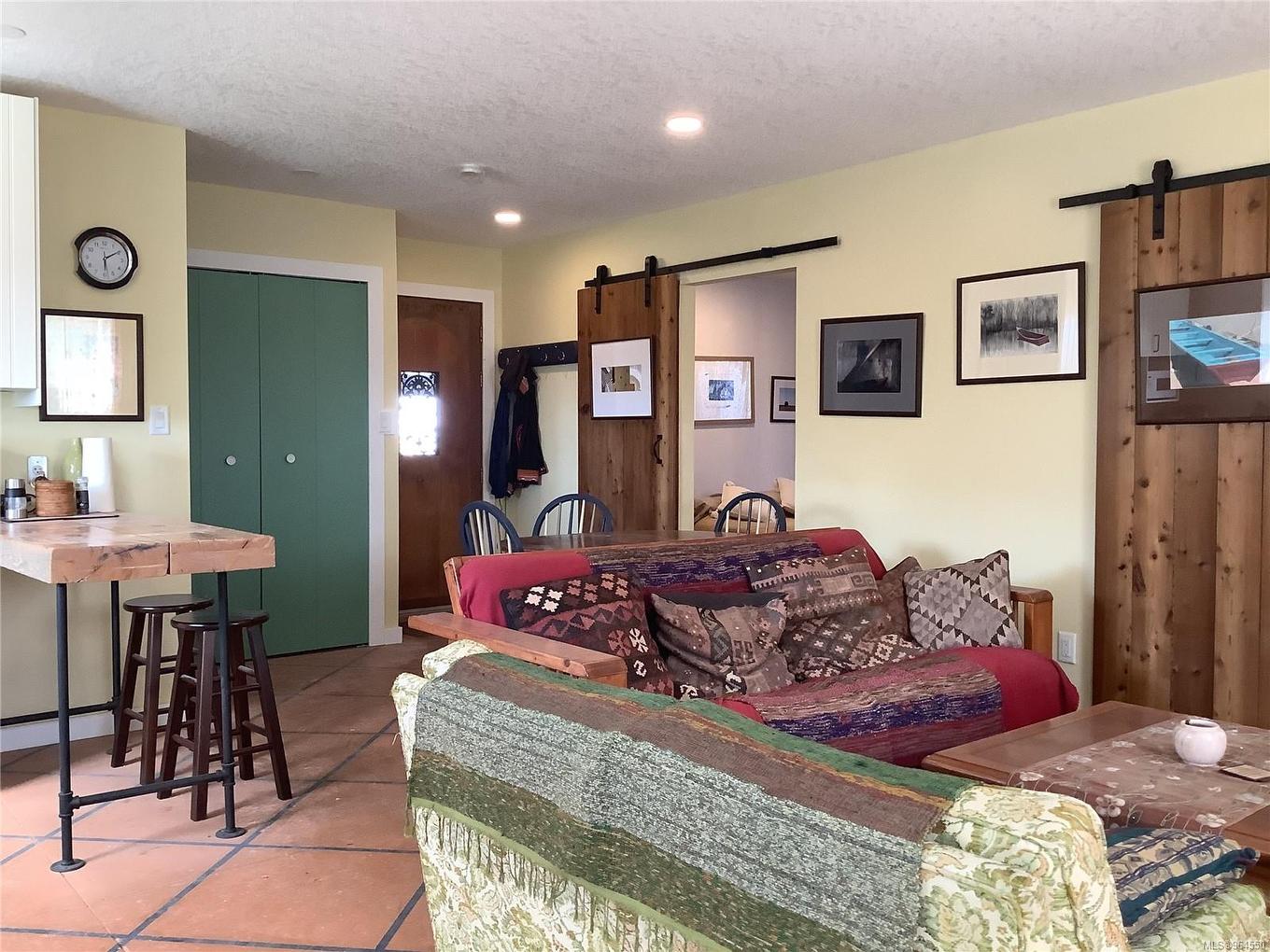 185 1St St, Sointula, BC